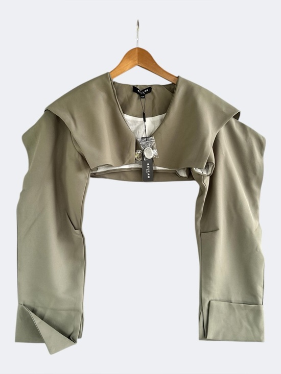 Beulah Jackets & Blazers - 🎉5 for $45🎉 NWT BEULAH CROP BLAZER JACKET SIZE S/M